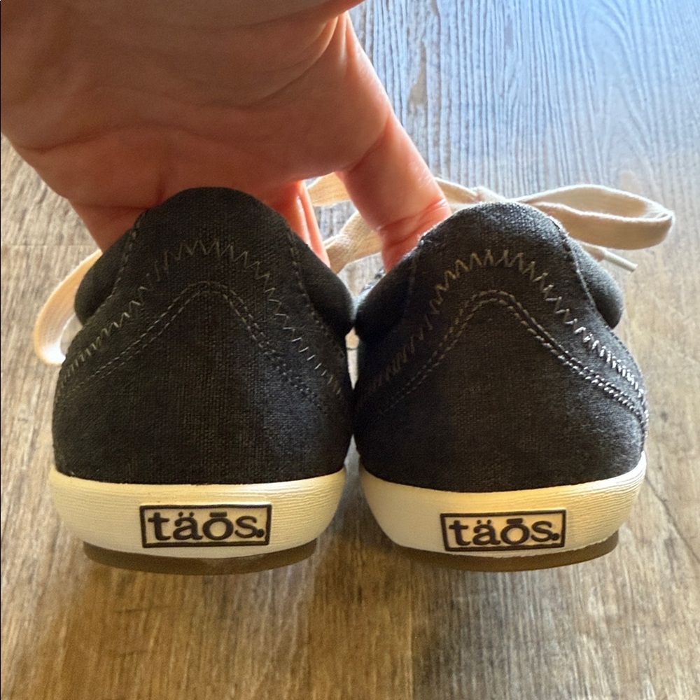 Taos Footwear Star charcoal wash canvas causal shoes - Picture 7 of 8